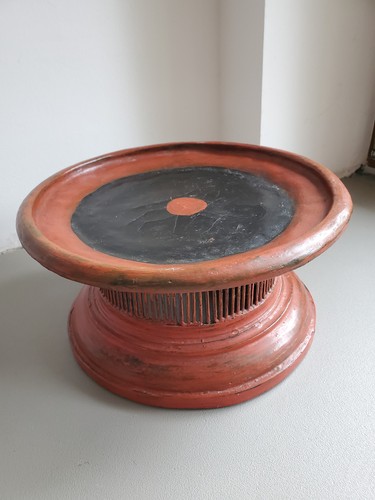 Kleine hsun lacquerware - kleine,