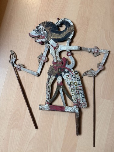Wayang klitik klithik - klitik,
