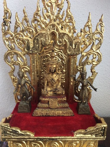 Königsthron aus burma mit - burma,