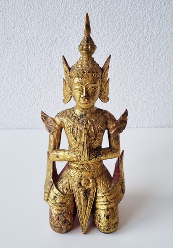 Schöne antike holzfigur - schöne,